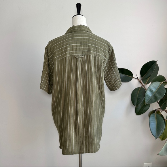 Madewell Lightspun Short Sleeve Flap-Pocket Button Down Striped size Small - Picture 7 of 9